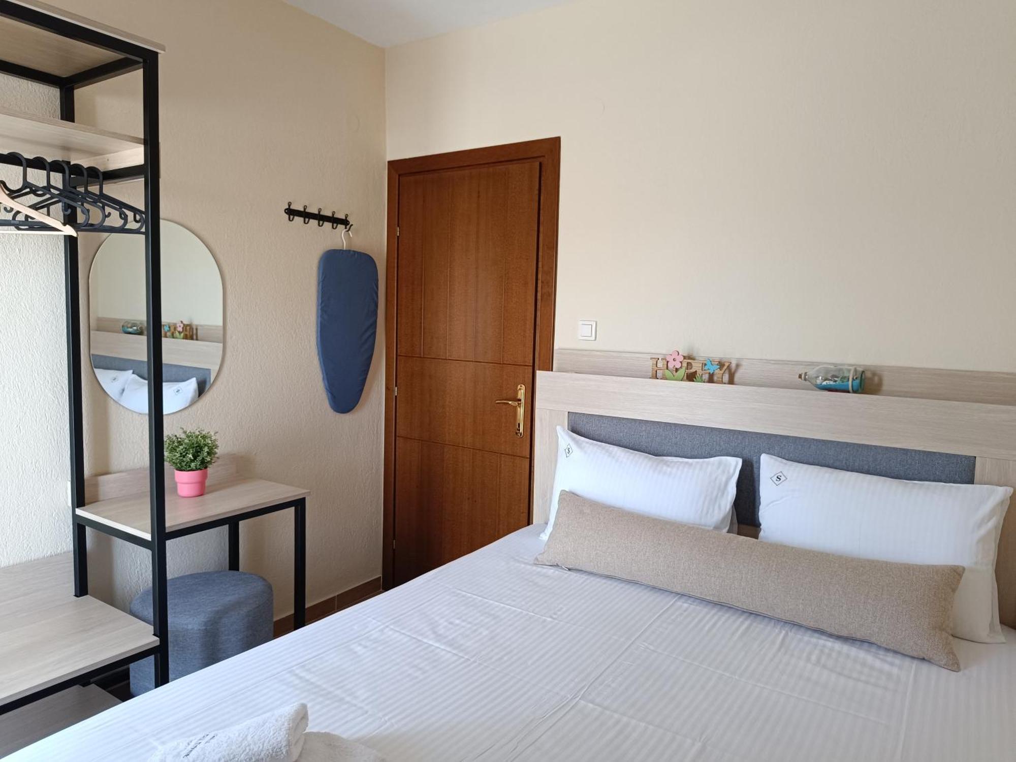 Sakis#relaxhomekallithea Apartment
